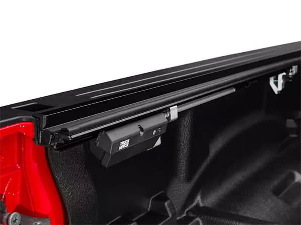 UnderCover Ultra Flex Hard Folding Tonneau Cover w/out RamBox w/o Multifunction Tailgate (Short Bed) - Ram 1500 (2019-2022)